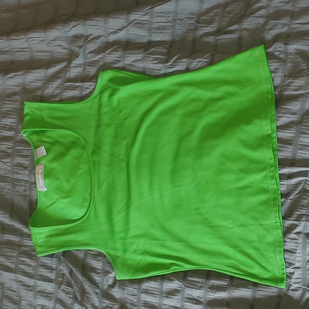 - Liz Claiborne layering tank, pea green, EUC -